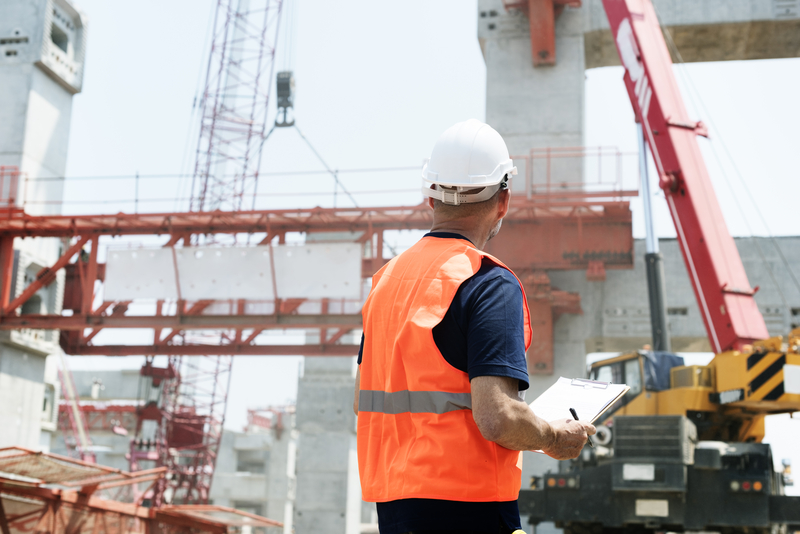 How can construction protect workers from head injuries? Project