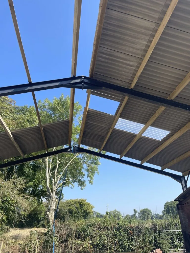 worker fractures skull